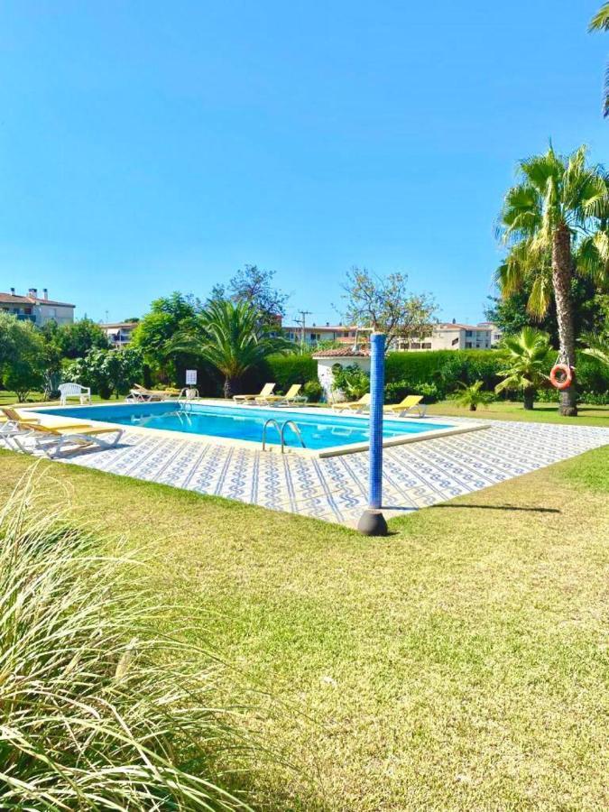 Complejo Colibri 8 Villa Cambrils Luaran gambar